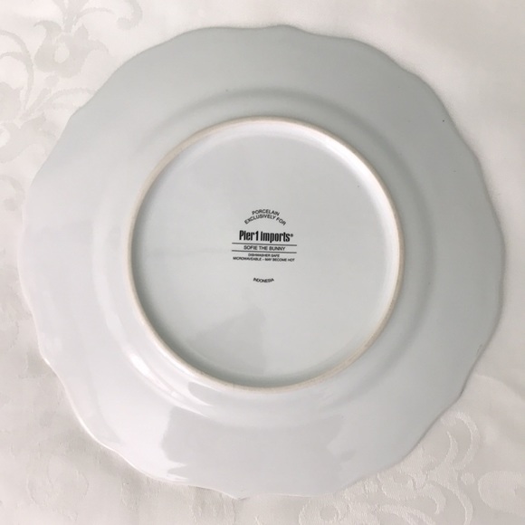 Pier 1 Imports: Four Piece Porcelain Sofie the Bunny Place Setting. - Picture 11 of 12